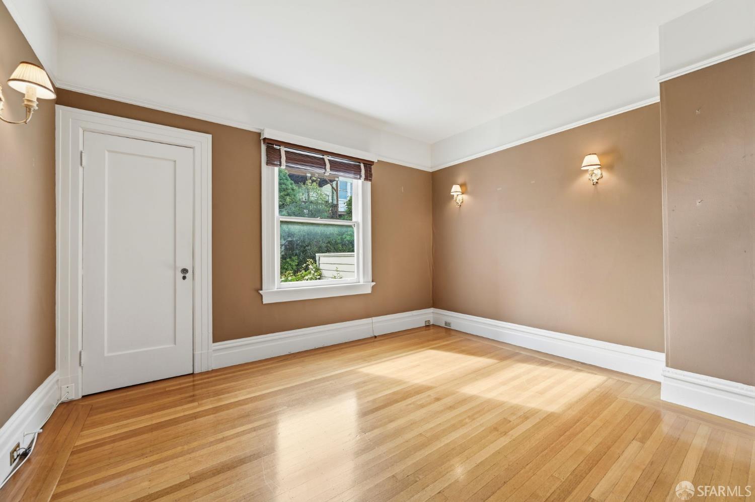 Detail Gallery Image 22 of 61 For 72 Castro St, San Francisco,  CA 94114 - 4 Beds | 2 Baths