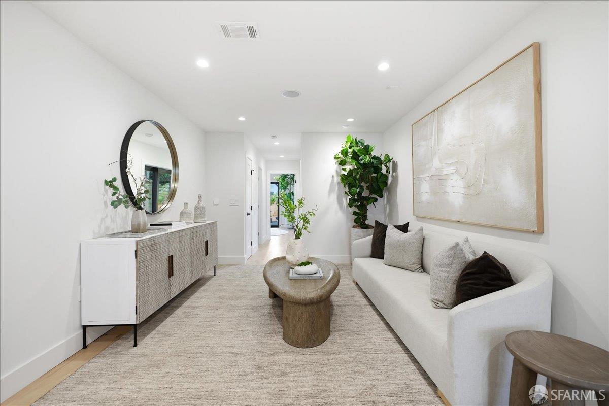 Detail Gallery Image 57 of 83 For 554 18th Ave, San Francisco,  CA 94121 - 5 Beds | 3/1 Baths