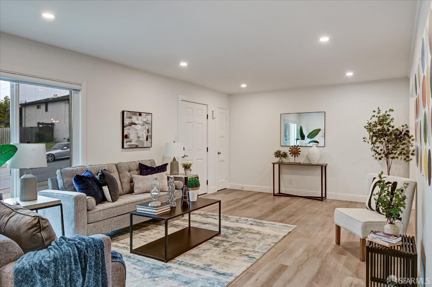 Detail Gallery Image 8 of 42 For 1867 Sweetwood Dr, Daly City,  CA 94015 - 3 Beds | 1 Baths