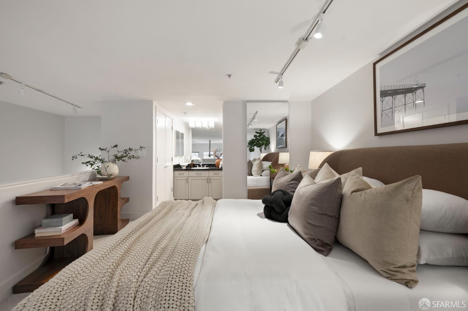 Photo #35: 426117854 Listing: Photo #35