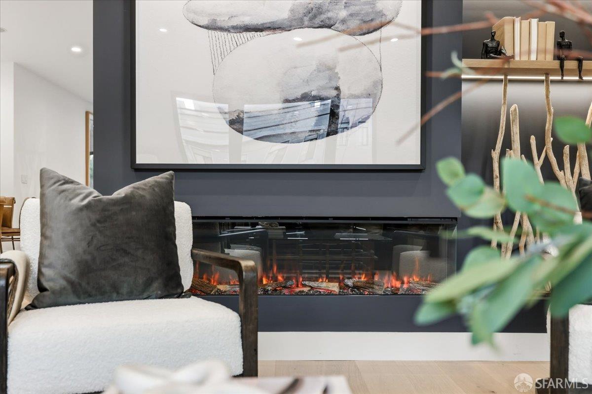 Detail Gallery Image 8 of 83 For 554 18th Ave, San Francisco,  CA 94121 - 5 Beds | 3/1 Baths