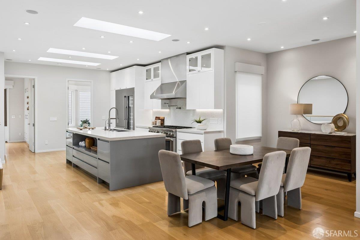 Detail Gallery Image 11 of 62 For 3107 Franklin St, San Francisco,  CA 94123 - 3 Beds | 3/2 Baths