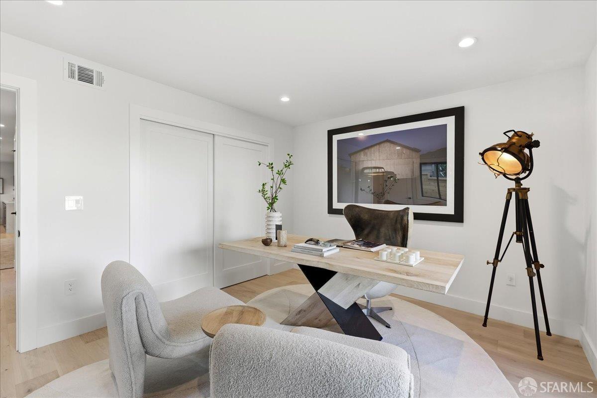 Detail Gallery Image 60 of 83 For 554 18th Ave, San Francisco,  CA 94121 - 5 Beds | 3/1 Baths