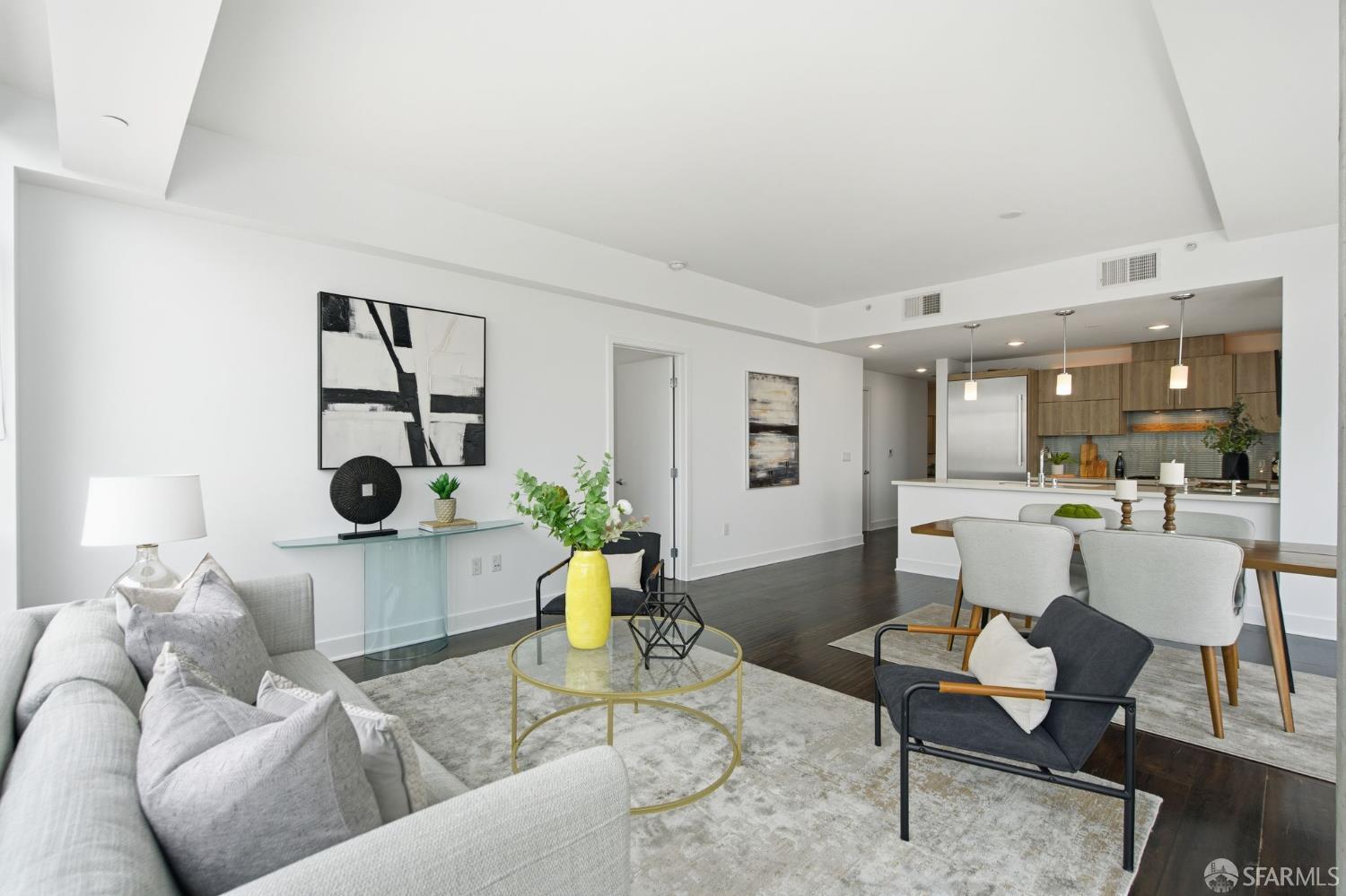 Photo #11: 426117944 Listing: Photo #11