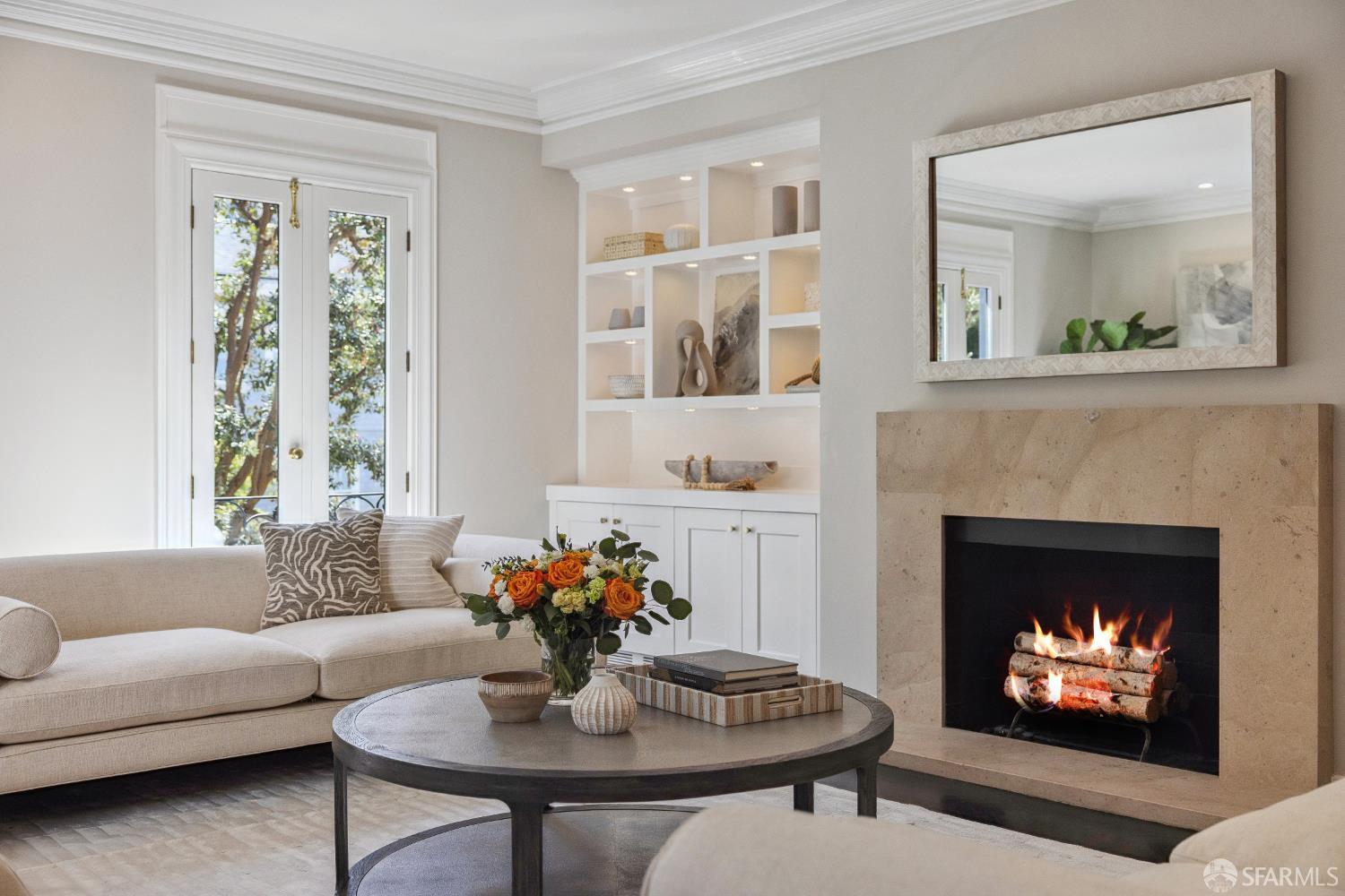 Detail Gallery Image 7 of 59 For 2684 Green St, San Francisco,  CA 94123 - 4 Beds | 4/1 Baths