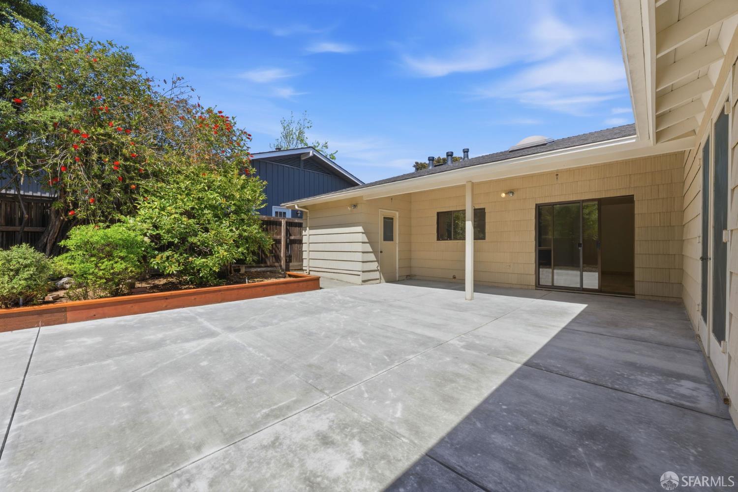 Detail Gallery Image 37 of 41 For 1322 Ashwood Ct, San Mateo,  CA 94402 - 3 Beds | 2 Baths