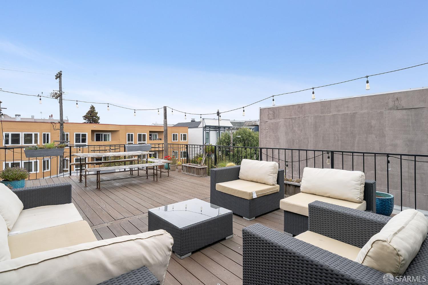 Detail Gallery Image 15 of 35 For 3283 25th St, San Francisco,  CA 94110 - – Beds | – Baths