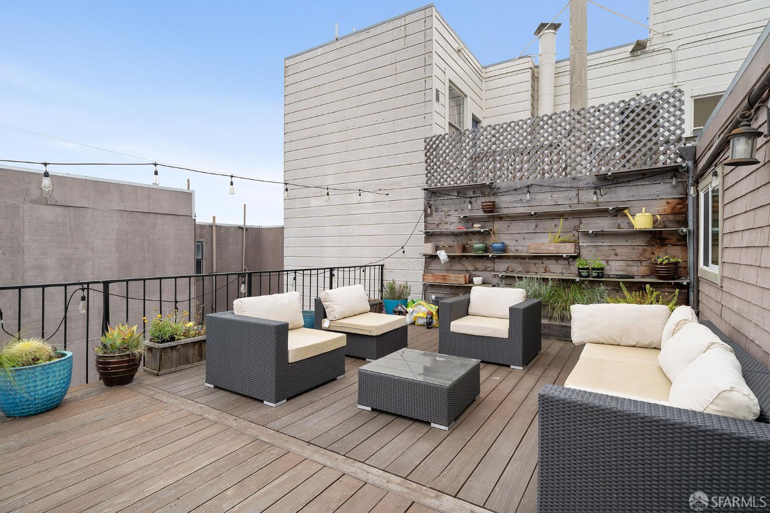 Detail Gallery Image 13 of 35 For 3283 25th St, San Francisco,  CA 94110 - – Beds | – Baths