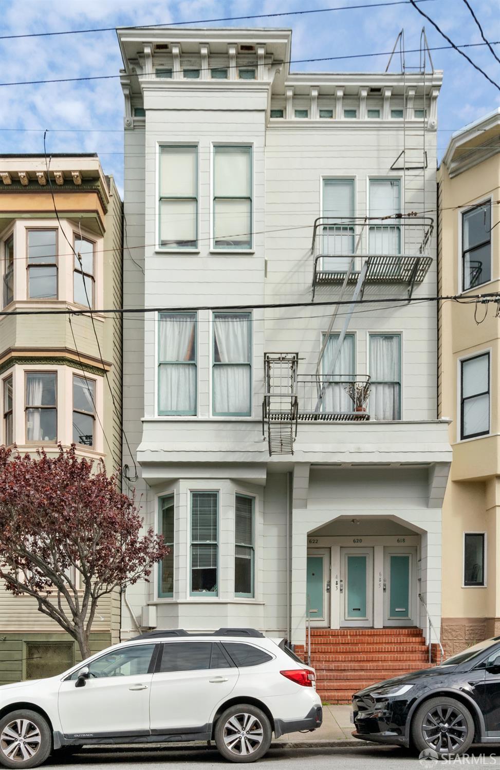 Detail Gallery Image 2 of 16 For 618 Broderick St, San Francisco,  CA 94117 - – Beds | – Baths