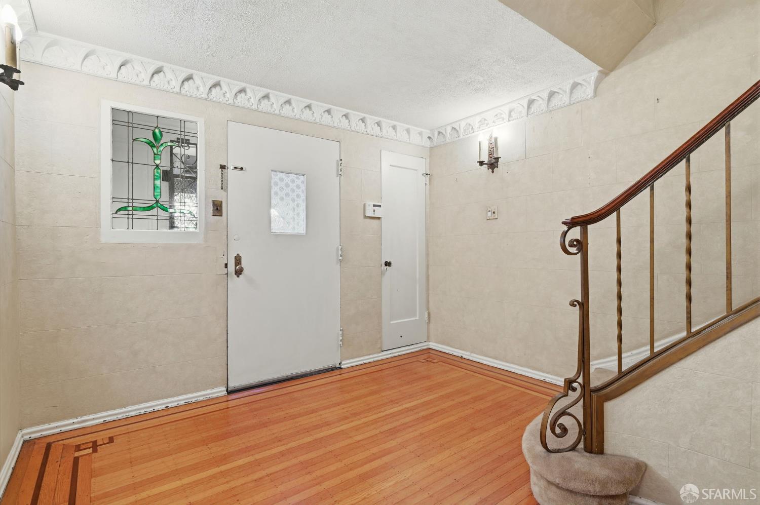 Detail Gallery Image 6 of 61 For 72 Castro St, San Francisco,  CA 94114 - 4 Beds | 2 Baths