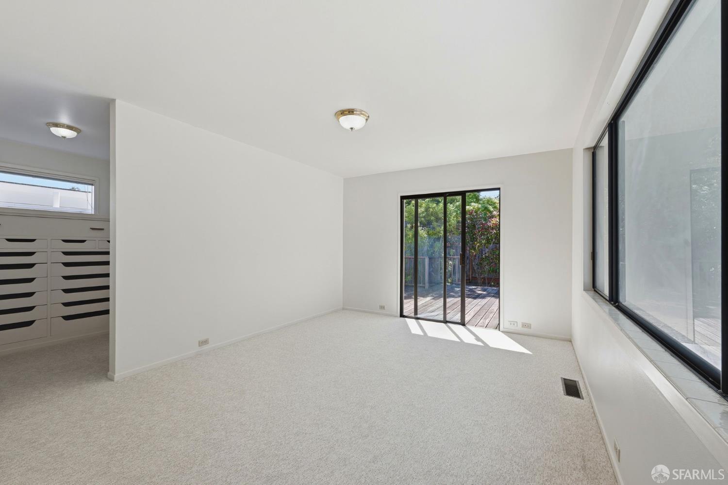 Detail Gallery Image 26 of 41 For 1322 Ashwood Ct, San Mateo,  CA 94402 - 3 Beds | 2 Baths