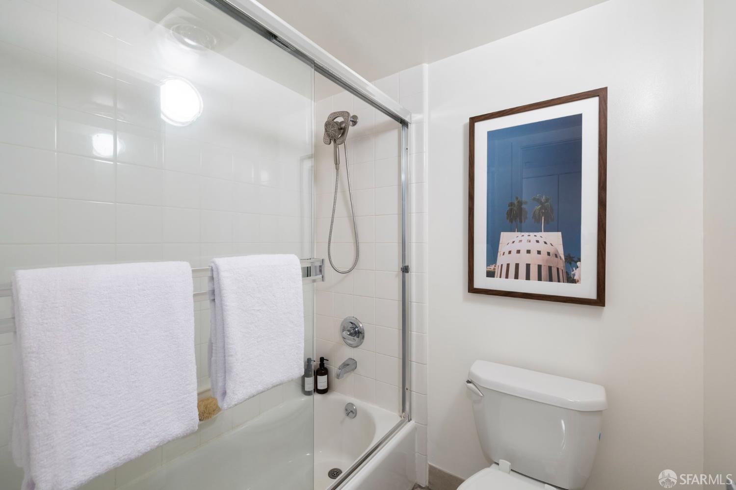 Photo #41: 426117854 Listing: Photo #41