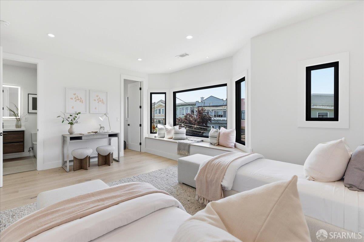 Detail Gallery Image 48 of 83 For 554 18th Ave, San Francisco,  CA 94121 - 5 Beds | 3/1 Baths