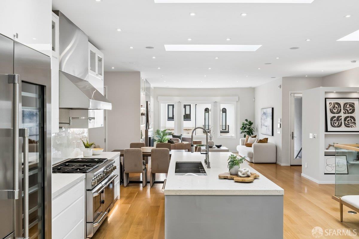 Detail Gallery Image 19 of 62 For 3107 Franklin St, San Francisco,  CA 94123 - 3 Beds | 3/2 Baths