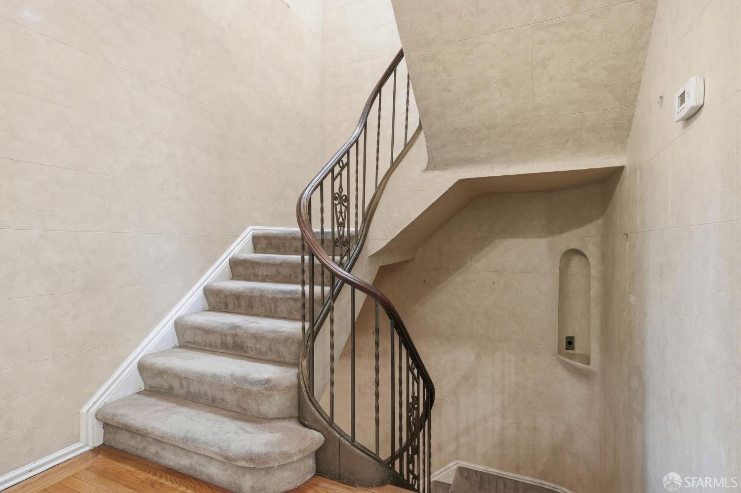 Detail Gallery Image 8 of 61 For 72 Castro St, San Francisco,  CA 94114 - 4 Beds | 2 Baths