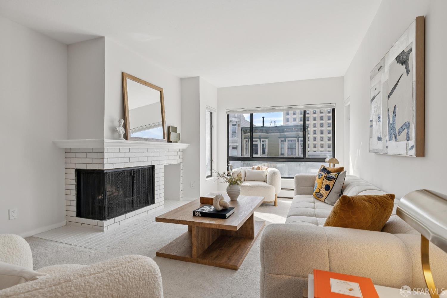 Front Image Thumbnail for SF426118158