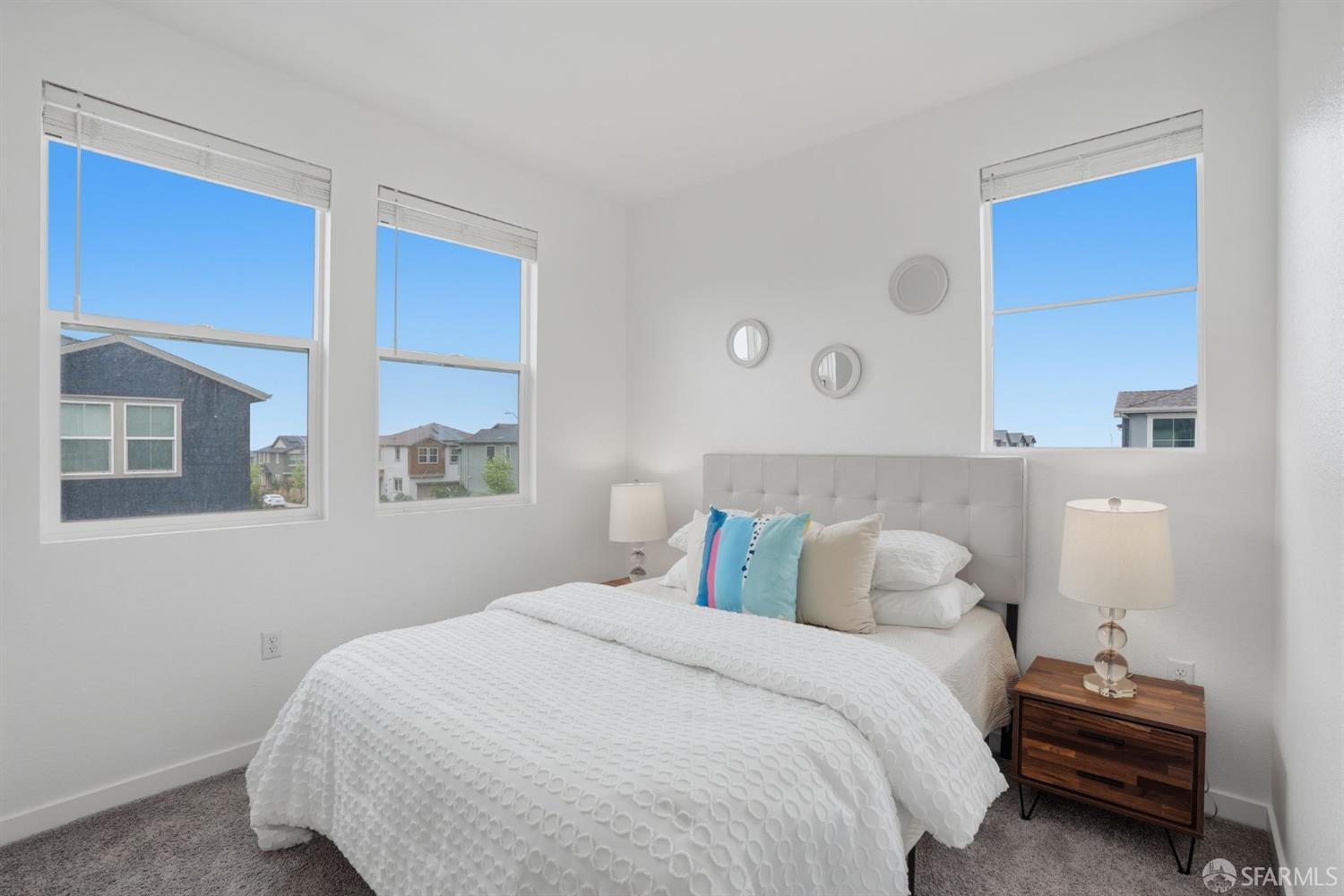 Detail Gallery Image 15 of 36 For 1520 Landing St, Pittsburg,  CA 94565 - 5 Beds | 4 Baths