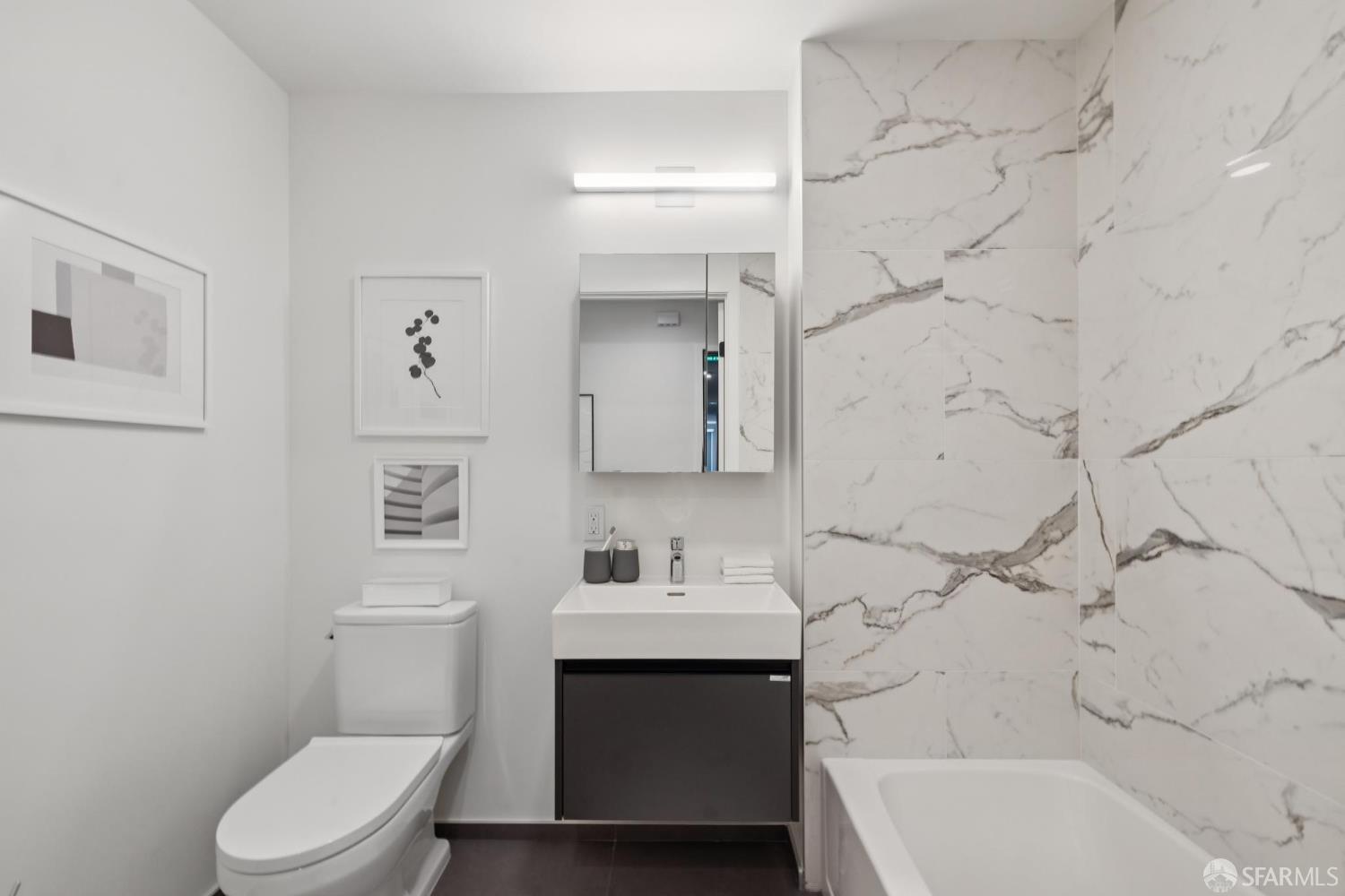 Photo #17: 426117896 Listing: Photo #17