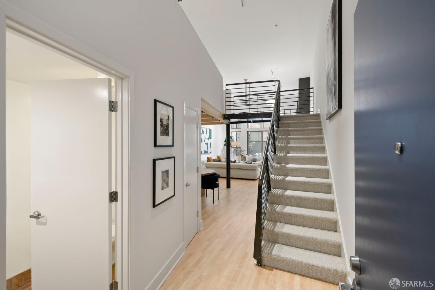 Photo #3: 426117854 Listing: Photo #3