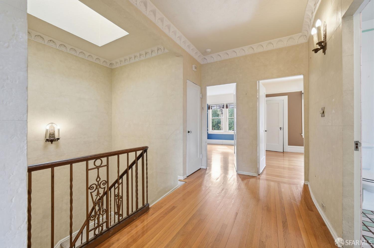 Detail Gallery Image 9 of 61 For 72 Castro St, San Francisco,  CA 94114 - 4 Beds | 2 Baths