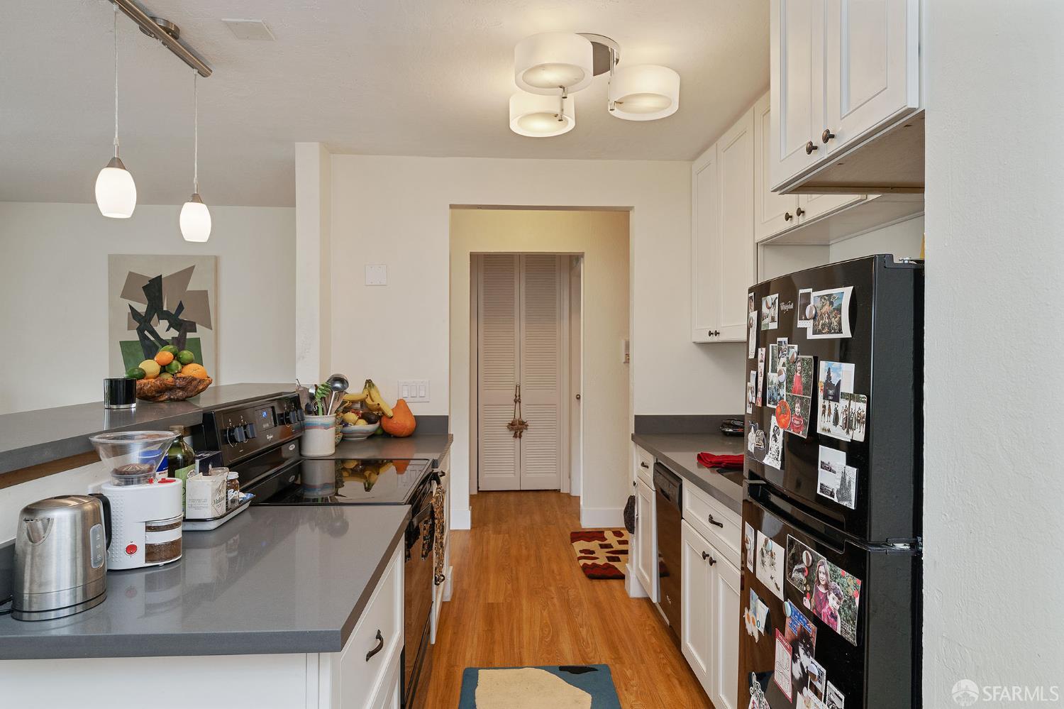 Detail Gallery Image 25 of 35 For 3283 25th St, San Francisco,  CA 94110 - – Beds | – Baths