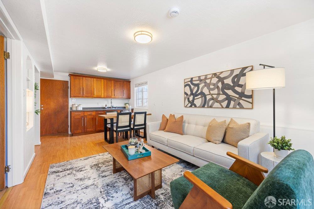 Detail Gallery Image 17 of 27 For 1500 41st Ave, San Francisco,  CA 94122 - 3 Beds | 3 Baths