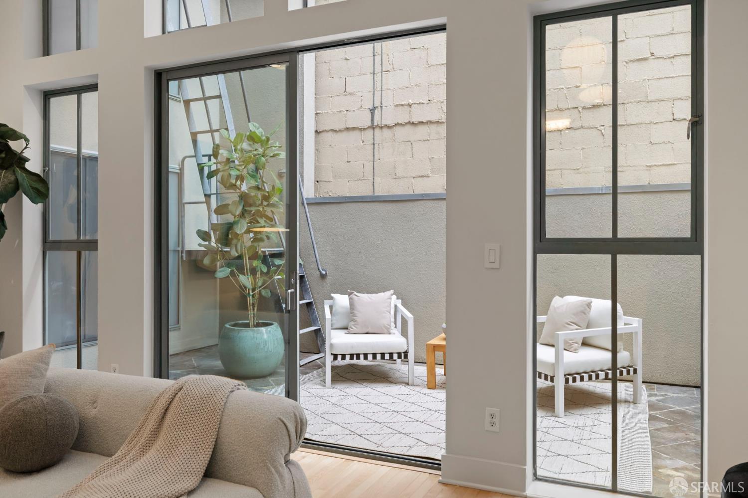 Photo #15: 426117854 Listing: Photo #15