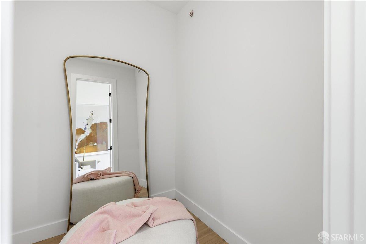 Detail Gallery Image 35 of 83 For 554 18th Ave, San Francisco,  CA 94121 - 5 Beds | 3/1 Baths