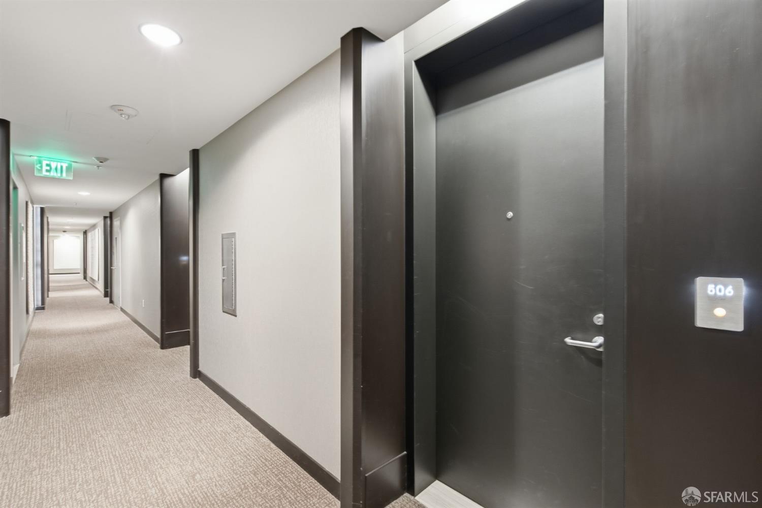 Photo #5: 426117944 Listing: Photo #5