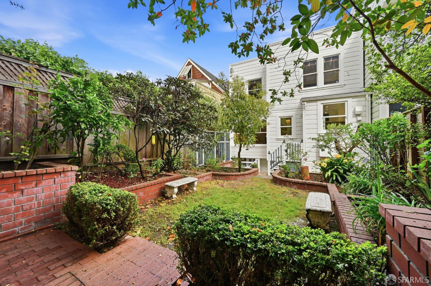 Detail Gallery Image 52 of 61 For 72 Castro St, San Francisco,  CA 94114 - 4 Beds | 2 Baths