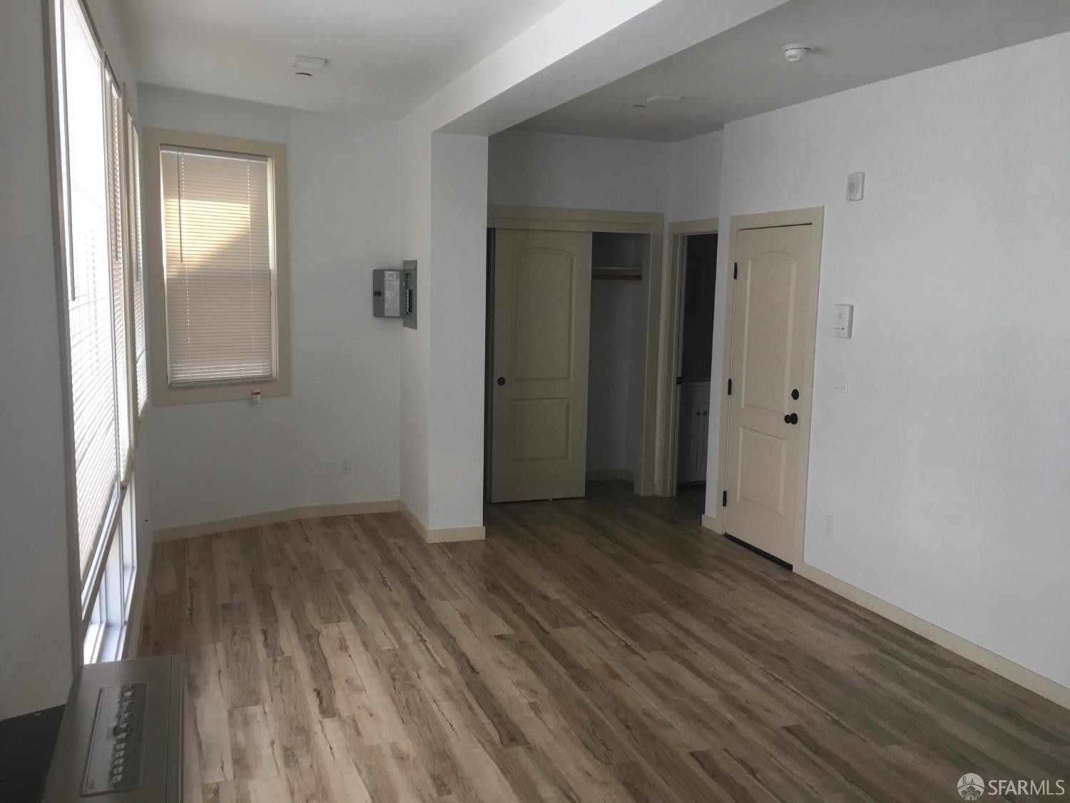 Detail Gallery Image 21 of 25 For 3312 17th St, San Francisco,  CA 94110 - – Beds | – Baths