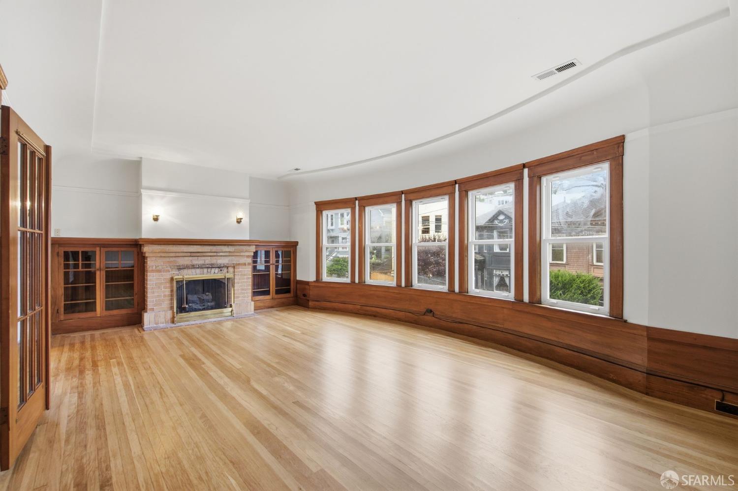 Detail Gallery Image 30 of 69 For 161 Eureka St, San Francisco,  CA 94114 - – Beds | – Baths