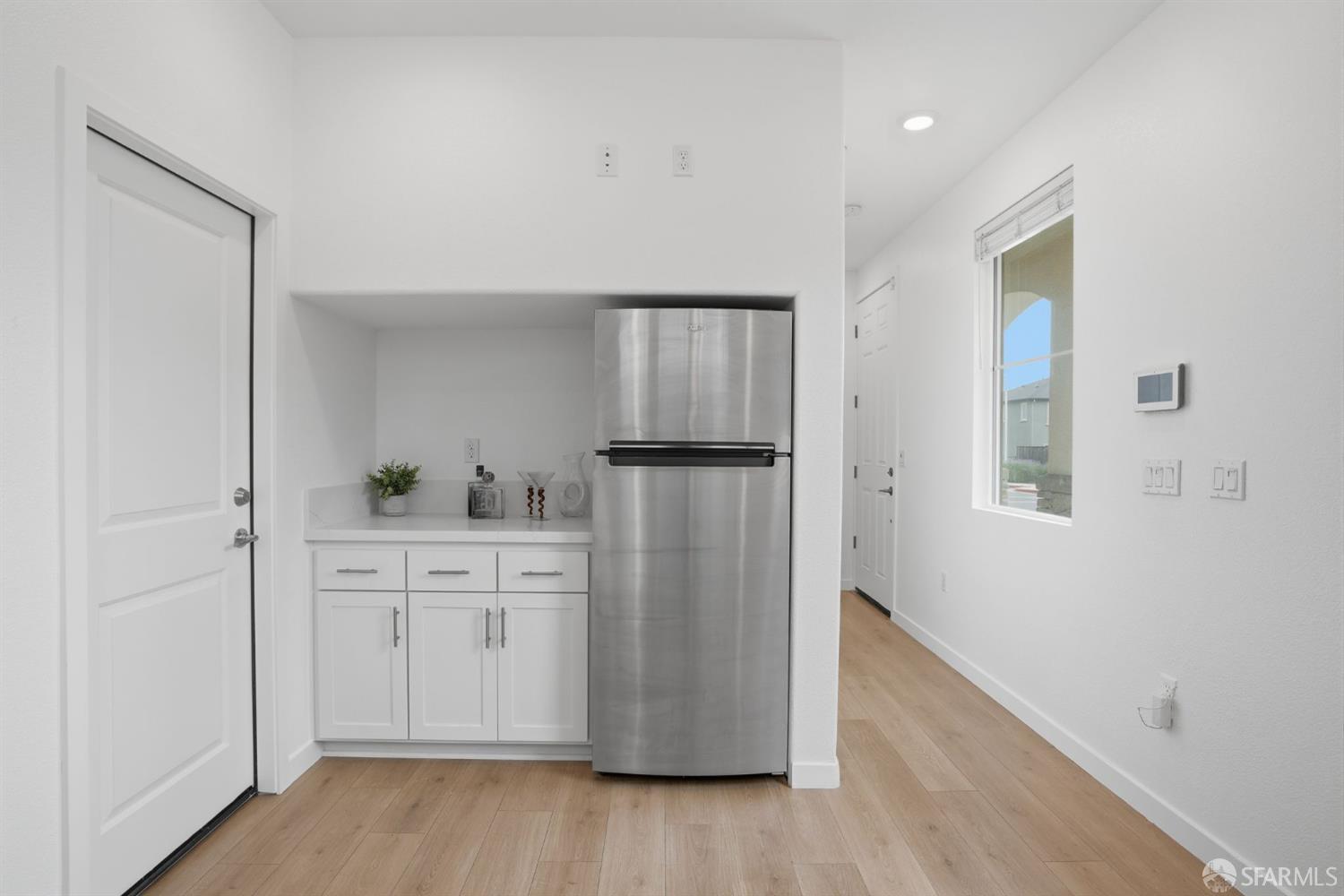 Detail Gallery Image 9 of 36 For 1520 Landing St, Pittsburg,  CA 94565 - 5 Beds | 4 Baths