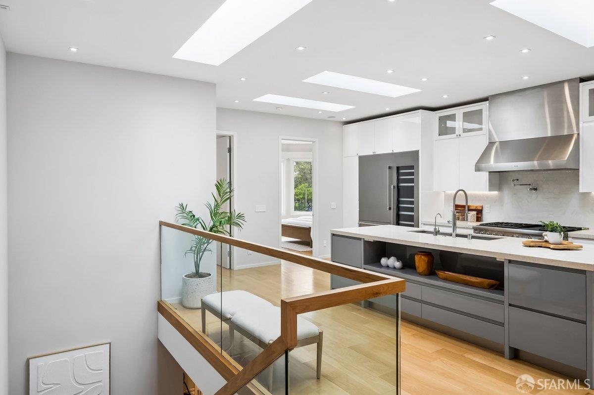 Detail Gallery Image 34 of 62 For 3107 Franklin St, San Francisco,  CA 94123 - 3 Beds | 3/2 Baths