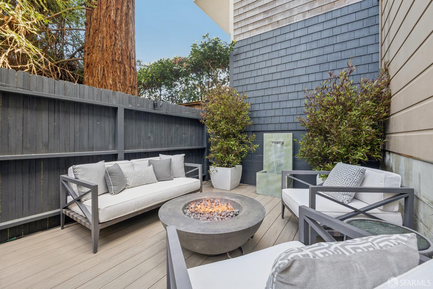 Detail Gallery Image 56 of 59 For 2684 Green St, San Francisco,  CA 94123 - 4 Beds | 4/1 Baths