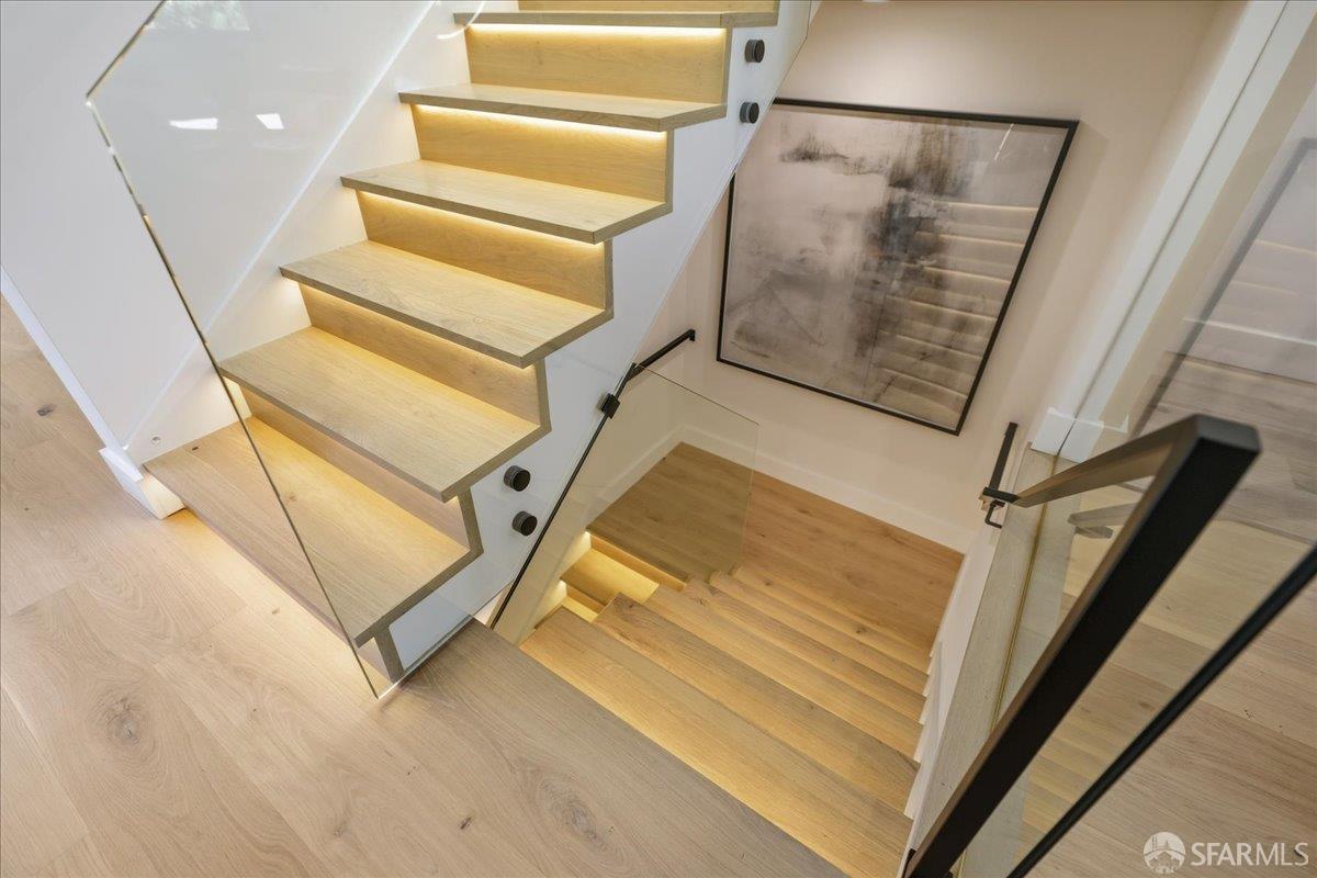 Detail Gallery Image 52 of 83 For 554 18th Ave, San Francisco,  CA 94121 - 5 Beds | 3/1 Baths