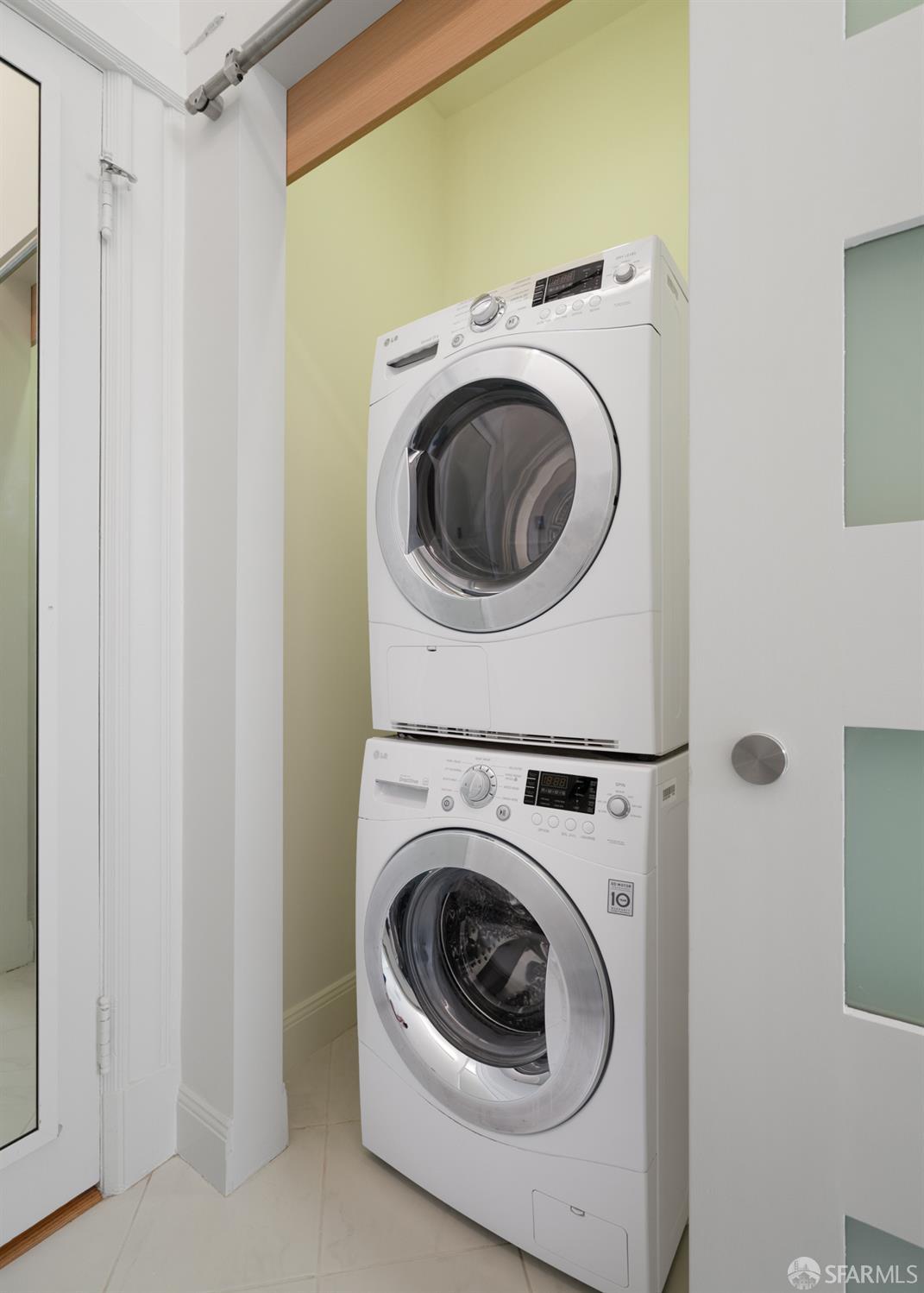 Detail Gallery Image 27 of 37 For 2060 Union St #5,  San Francisco,  CA 94123 - 2 Beds | 1 Baths