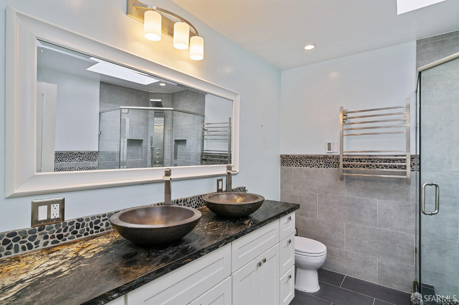 Detail Gallery Image 11 of 35 For 3283 25th St, San Francisco,  CA 94110 - – Beds | – Baths