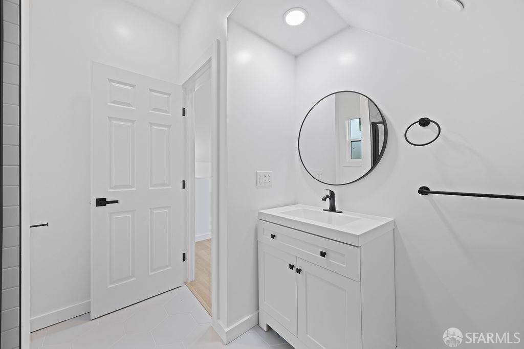 Detail Gallery Image 11 of 27 For 2730 23rd St, San Francisco,  CA 94110 - – Beds | – Baths