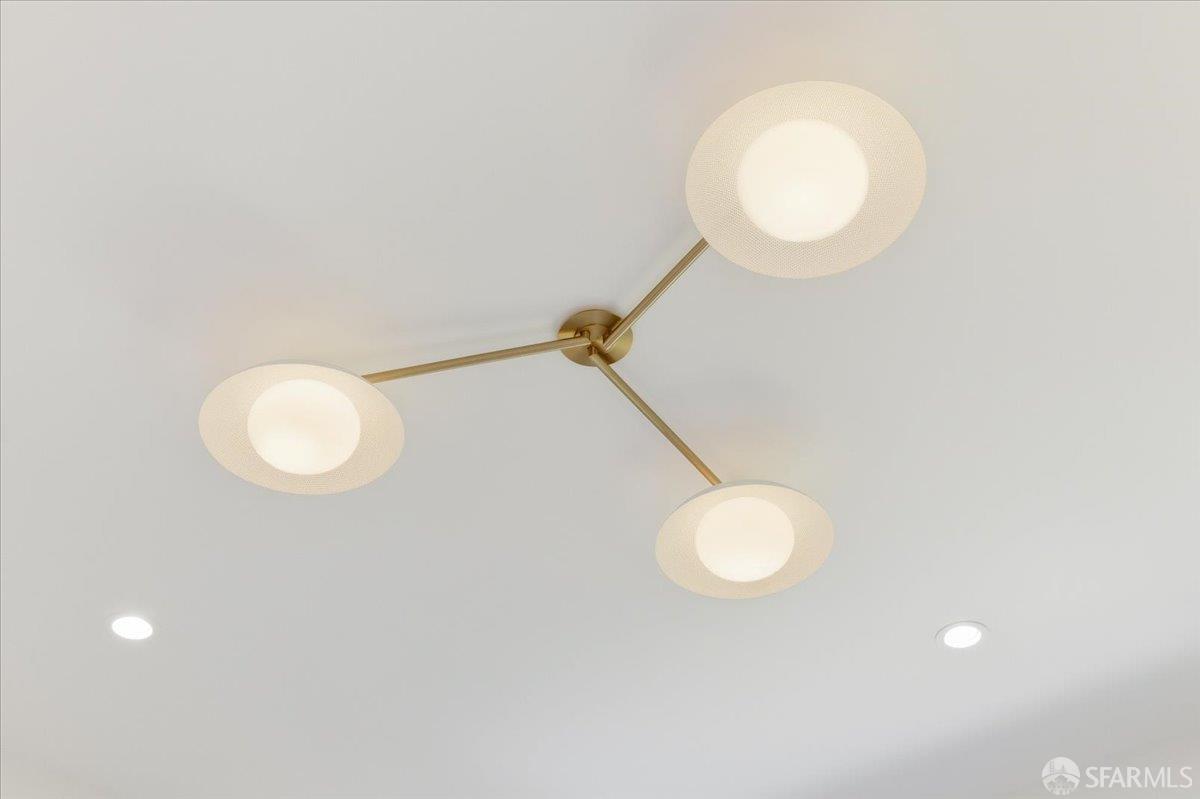 Detail Gallery Image 36 of 83 For 554 18th Ave, San Francisco,  CA 94121 - 5 Beds | 3/1 Baths