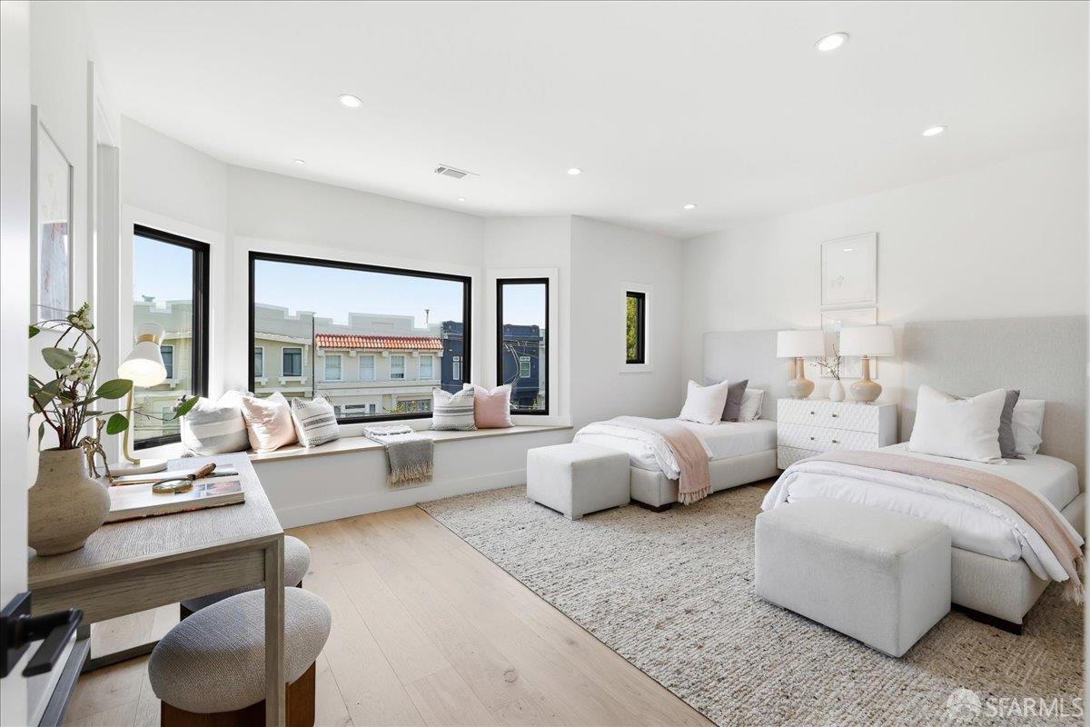 Detail Gallery Image 46 of 83 For 554 18th Ave, San Francisco,  CA 94121 - 5 Beds | 3/1 Baths