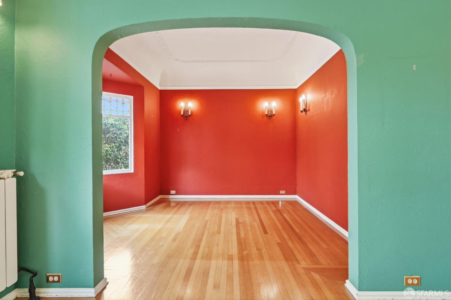 Detail Gallery Image 32 of 61 For 72 Castro St, San Francisco,  CA 94114 - 4 Beds | 2 Baths