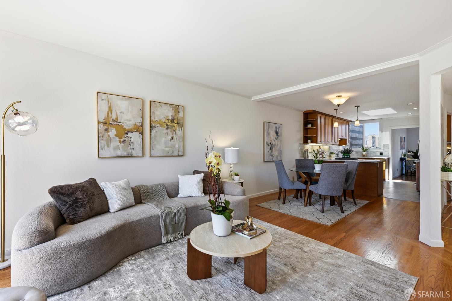 Detail Gallery Image 8 of 46 For 3626 Ulloa St, San Francisco,  CA 94116 - 3 Beds | 1/1 Baths