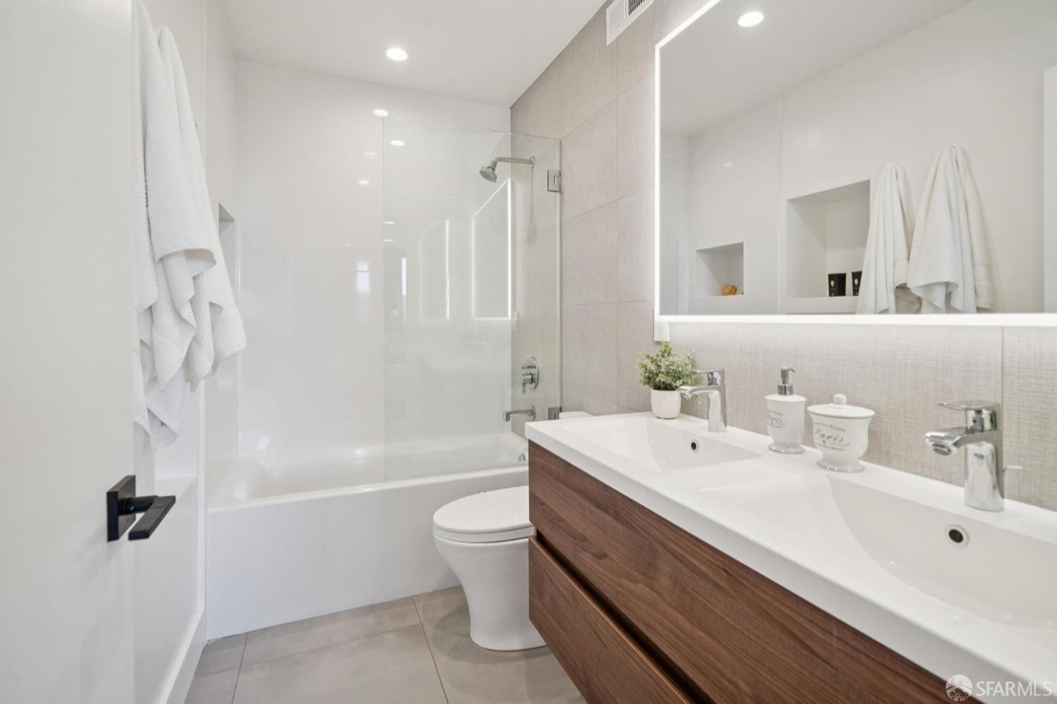 Detail Gallery Image 53 of 88 For 39 Christopher Dr, San Francisco,  CA 94131 - 5 Beds | 4 Baths