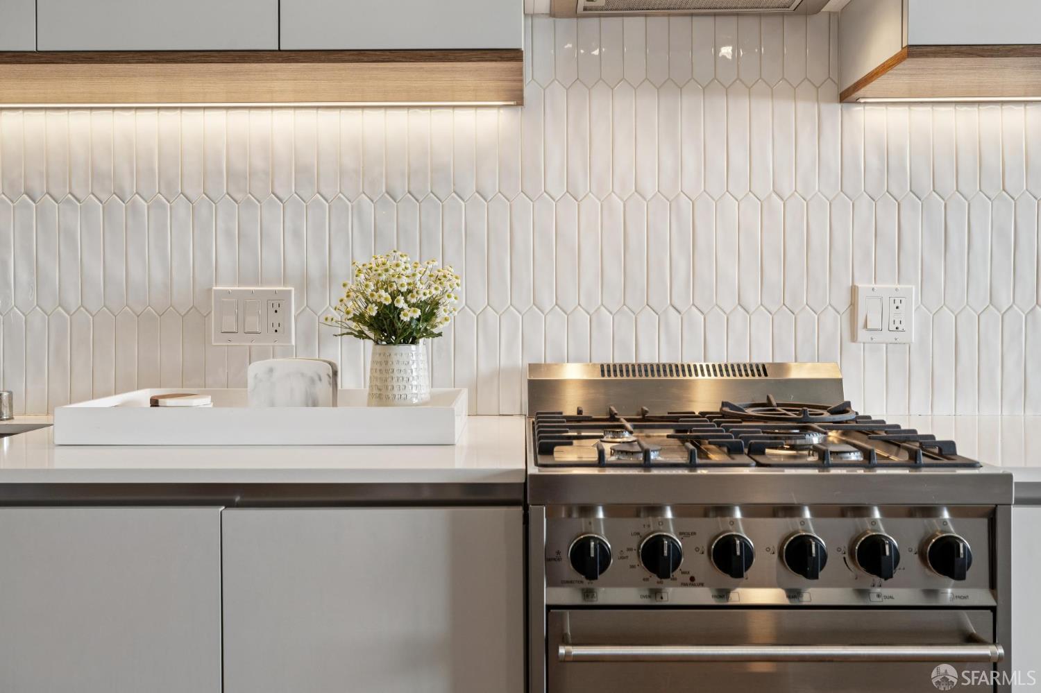 Photo #6: 426116983 Listing: Photo #6