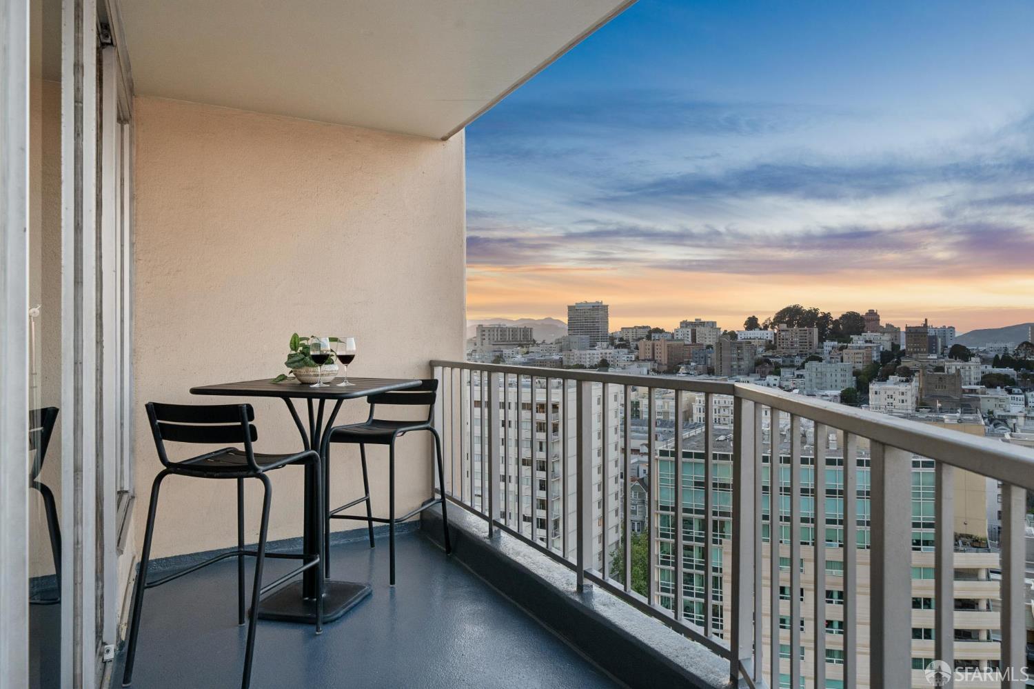 Detail Gallery Image 9 of 22 For 1200 Gough St 17b,  San Francisco,  CA 94109 - 0 Beds | 1 Baths