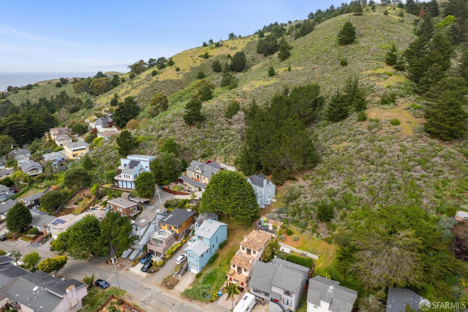 Detail Gallery Image 16 of 19 For 755 Rockaway Beach Ave, Pacifica,  CA 94044 - – Beds | – Baths