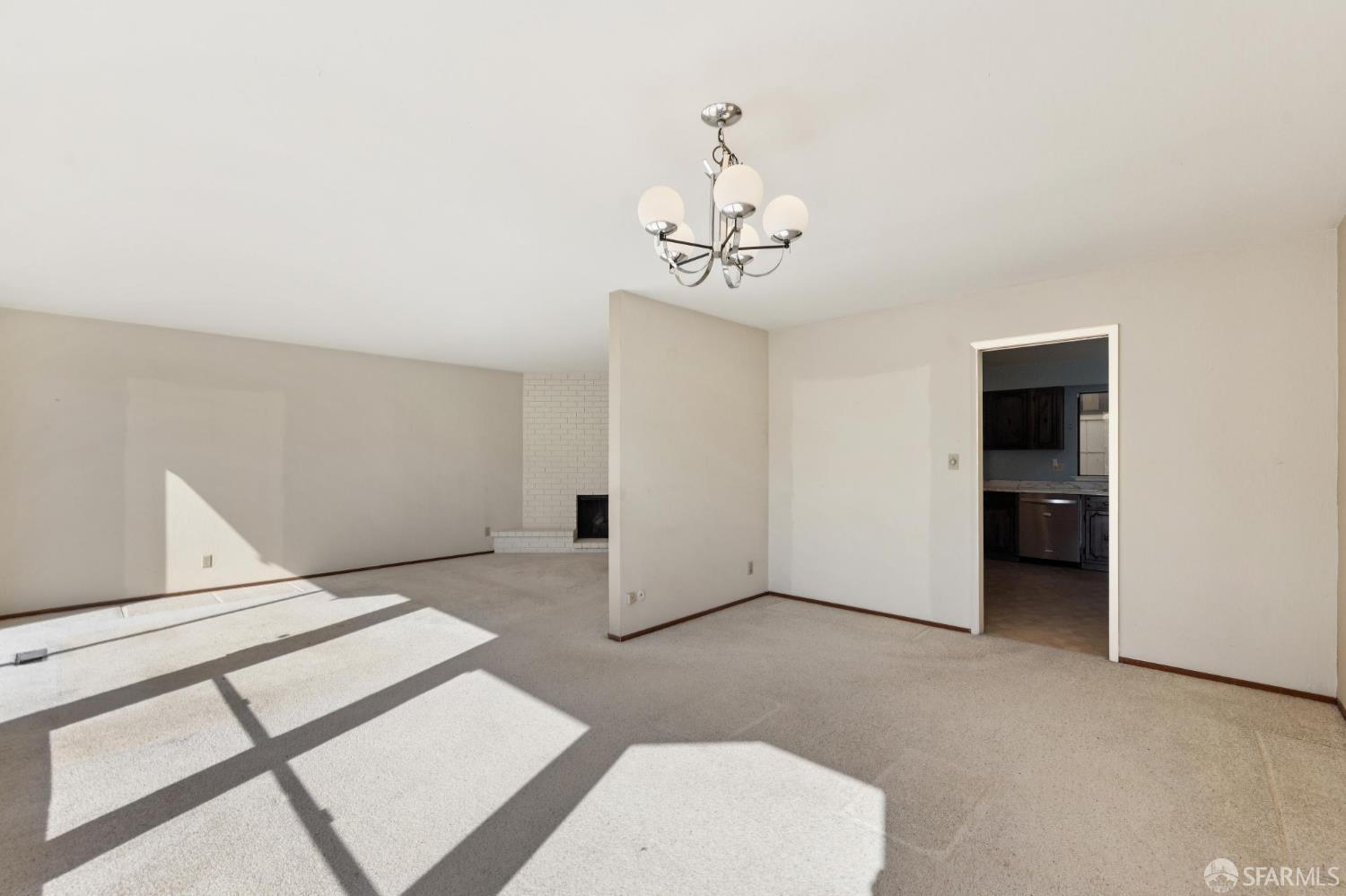 Detail Gallery Image 9 of 41 For 280 Roosevelt Way, San Francisco,  CA 94114 - – Beds | – Baths