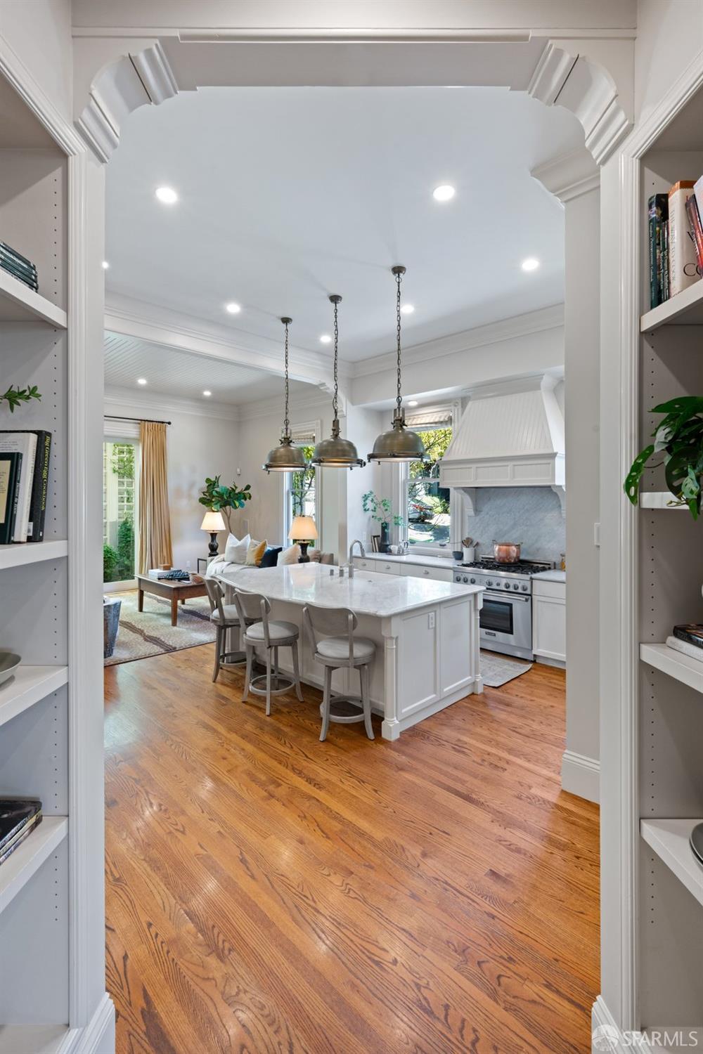 Detail Gallery Image 22 of 77 For 2700 California St, San Francisco,  CA 94115 - 6 Beds | 5/1 Baths