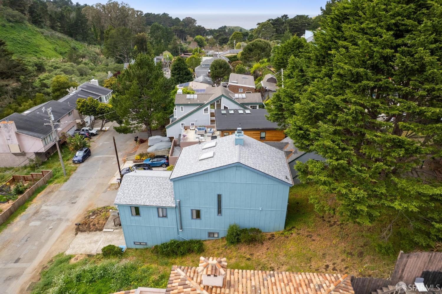 Detail Gallery Image 8 of 19 For 755 Rockaway Beach Ave, Pacifica,  CA 94044 - – Beds | – Baths